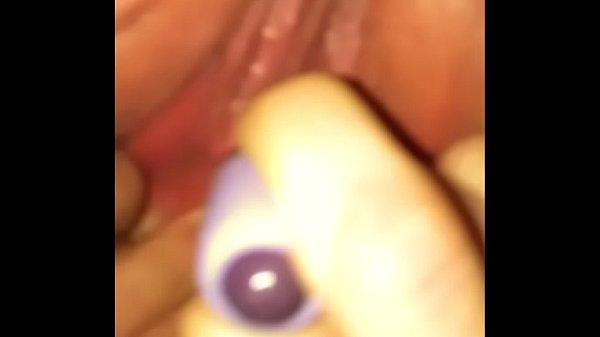 Fingering mywife togushingorgasm