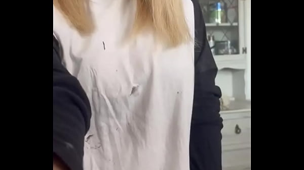 Nonton Quick Flash Before I Start Decorating thumbnail