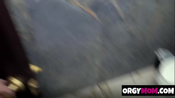 He asked me to show him my ass and fucked me orgymom 