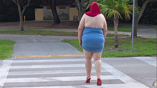Outdoor - White Mature Busty Milf In Mini Dress Showing Off Big Juicy Ass And Flashing Pussy Close Up While Pissing In Public | Upskirt | Fat Ass | Big Natural Tit - Bbw Ssbbw thumbnail