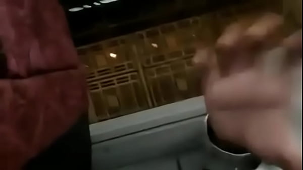 Play MP4 - sục cặc tr&ecirc;n xe bus