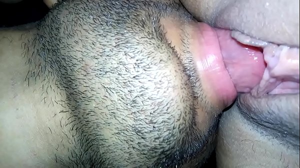 Adoro chupar uma xota 