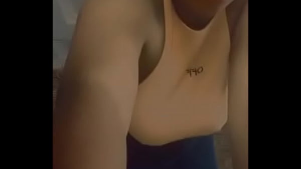 Nonton Girl Is Dancing In Her Room thumbnail