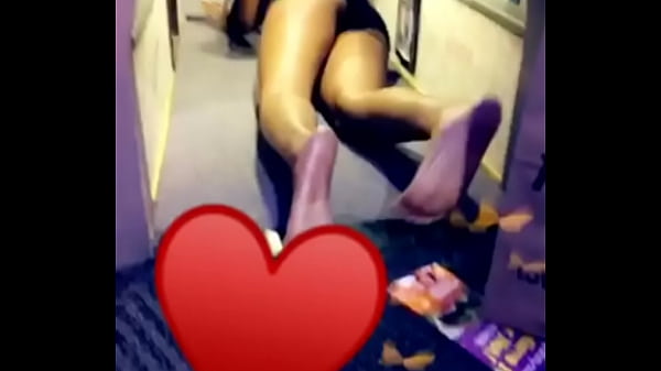 Nonton Ass Clapping thumbnail