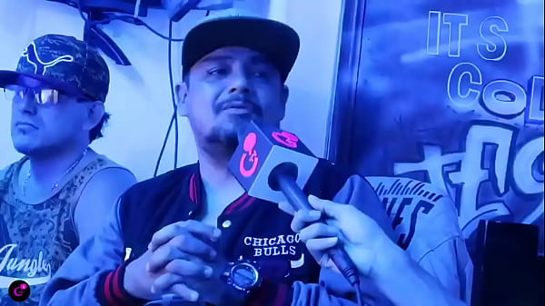 Nonton De Los Bloques De La Ciudadela Sale El Rapero De Letras Consientes , Con Su Escolta thumbnail