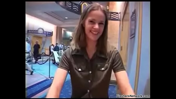 Pussy Flashing_WantToChat