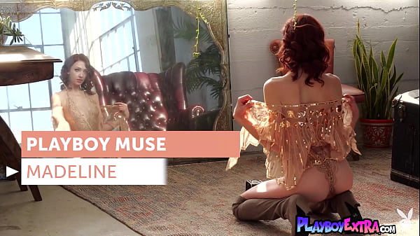 Nonton Petite Red Teen Diva Practicing For Her Next Photoshoot Session thumbnail