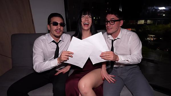 Perfect slut takes two italian cocks at once and gets her ass destroyed yenifer chacon