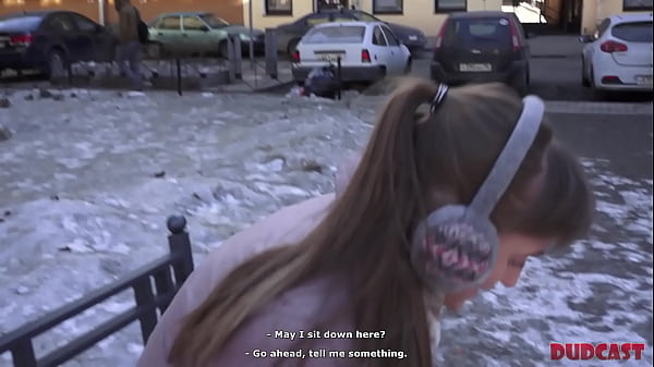 Play MP4 - There's a chance to fuck the girl and agent doesn't blow it