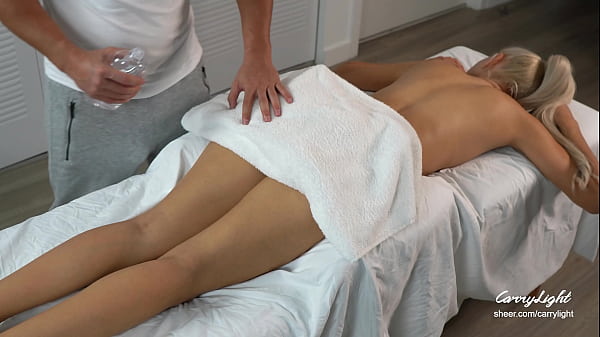 Play MP4 - In-Home Massage Therapist fucked Naughty Teen hard &sol; Unexpected Sex &sol; Amateur couple CarryLight