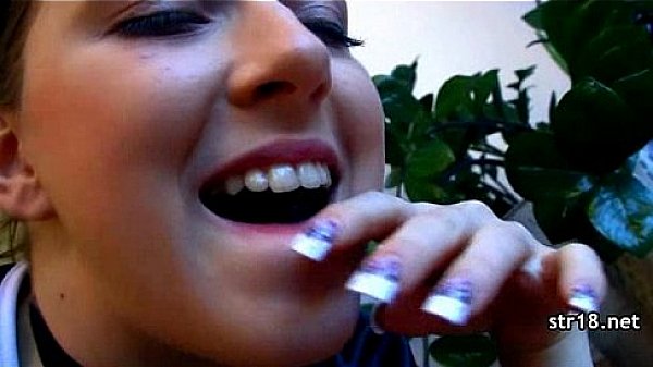 Nonton Teen Slut Getting Rocked thumbnail