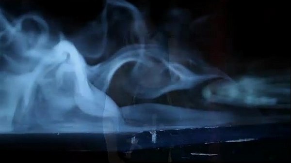 Play MP4 - Sexy Gothic Vampire Dani