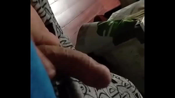 Mi polla poniéndose juguetona