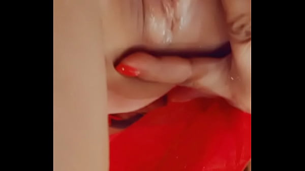 Play MP4 - Nicky Ferrari Estoy Esperando Mi Navidad&period;