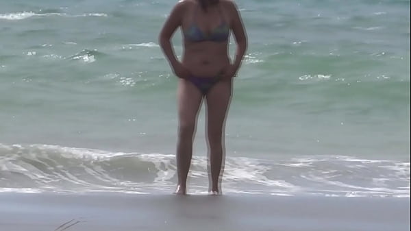Nonton On The Beach, Mutual Masturbation With Stepmother, Big Cumshot On Her Hairy Pussy thumbnail