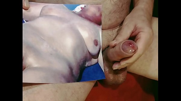 horny slut gets a cum splash on her cunt by Kater xxx 