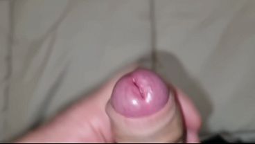 Assolo | Uomo - Orgasmo - Sega - Masturbazione - Pov - Primo Piano Cazzo Bagnato Con Fuoriuscita - Elegante - Vestito Nero - Ragazzo Molto Sexy - Scopa Il Letto - Pisciata - Sborrata - Gemiti thumbnail