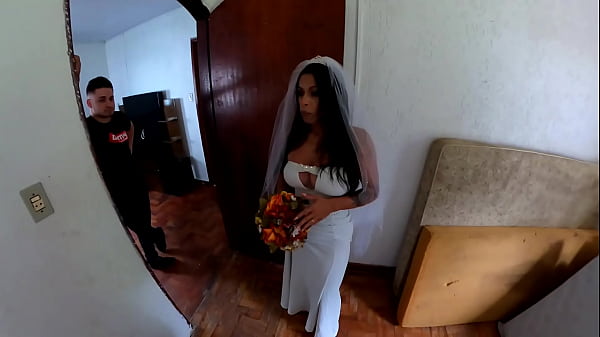 The brunette got married because his dick was huge mr matusalem natzinha morena