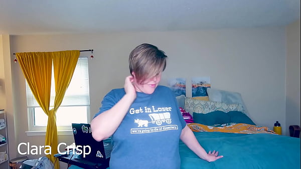 Nonton Before & After Haircuts April 2025 | Short Hair Cut & Color | Clara Crisp Shows Off Fresh Haircut thumbnail