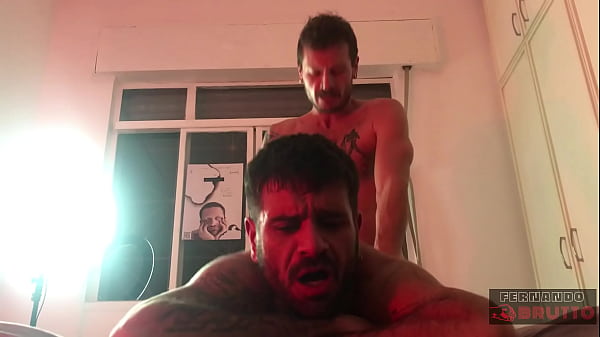 Pimppao Come O Brutto Sem D&oacute;, Bareback E Ainda Manda Ele Levar Pica Quietinho. thumbnail