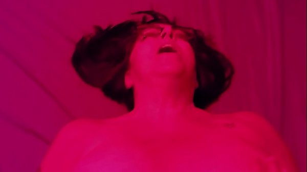 Play MP4 - MILF with Nerdy Glasses getting fucked until she cums in red light room&period; Nice tits and pussy