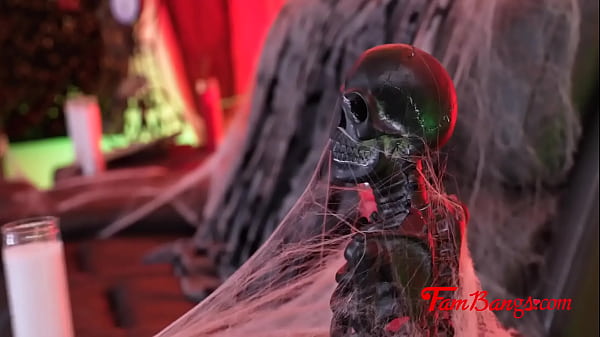 Nonton From Family Invite To Satanic Sacrifice thumbnail