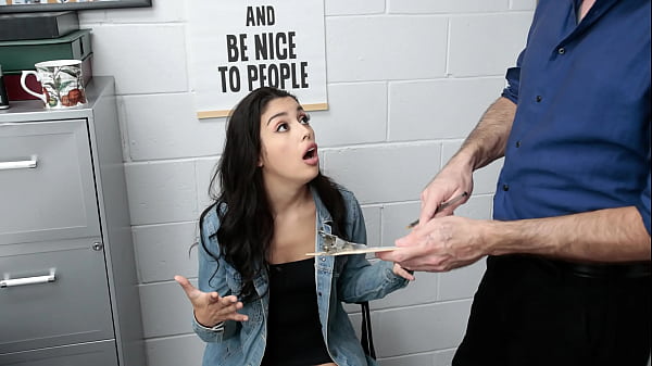 Teen Has only_Way for_Not the_Police Getting Involved_in Her Shoplifting Case_Pervcop