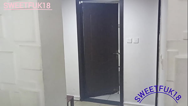 Nonton Horny Couple Fuck Each Other Real Good In The Kitchen Pussy Too Sweet thumbnail