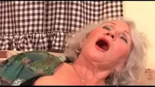 Ghetto whores try white cock 6 