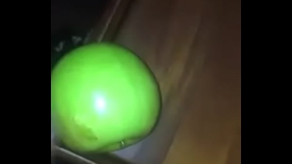 gay Jew shows apple who's boss 