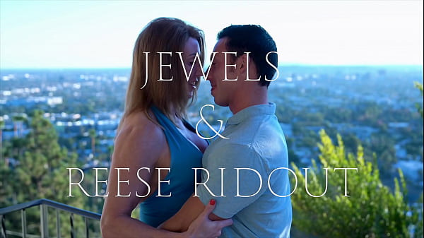 Nonton A Gym Trainer Fucks Me In Public thumbnail