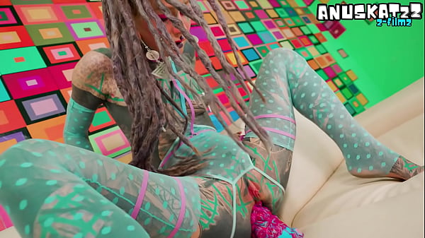 Nonton Tattooed Teen Squirt Anal&ndash; Deep Anal Play, Huge Toys & Prolapse thumbnail