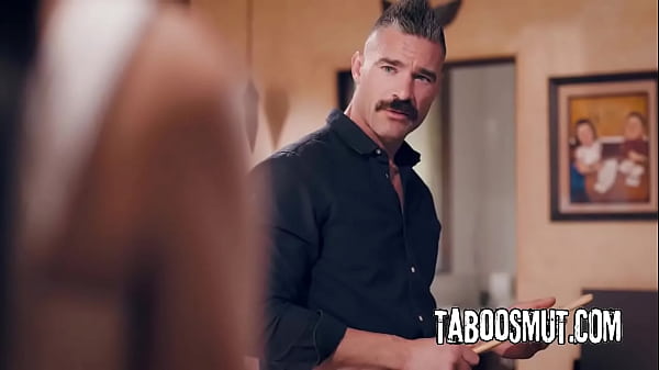 Step_Dad s Paddle Collection_Marley Brinx