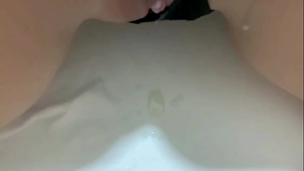 Play MP4 - SEXO REAL CON MI MADRASTRA CUANDO MI PADRE SALE DE VIAJE