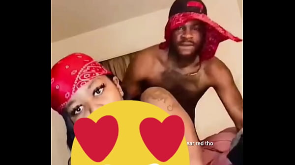 Nonton All The Crip Bitches Love Me, They Look Better In Red Tho thumbnail
