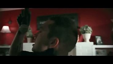 Stressed out oficial music video from blurruface 