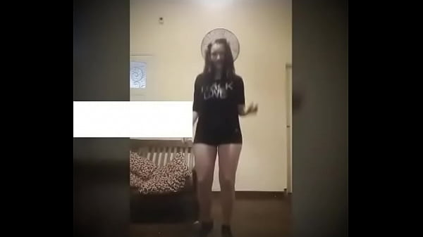 Nonton Bailando thumbnail