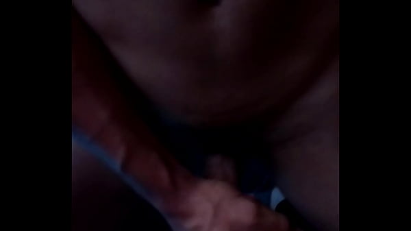 Meu novinho neguinho dotado batendo punheta 