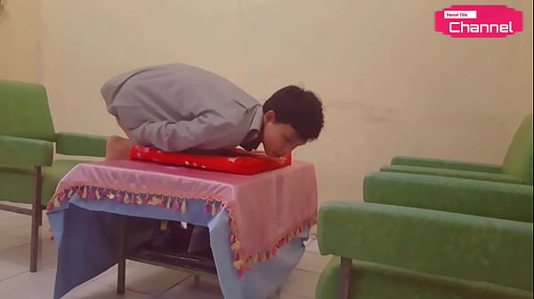 Hot Asian Teen - Porn Star Model Hansel Thio Serves Himself As Dish For His Fans P3 