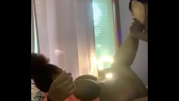 HITTING THAT_PUSSY WITH HER LEG UP