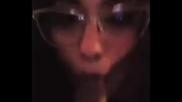 Nonton Me Siento Aburrida Y Le Pido Chupar La Polla A Mi Esposo. thumbnail