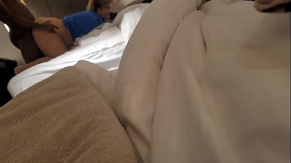 Play MP4 - fucking my thick girlfriend in front of the hotel mirror