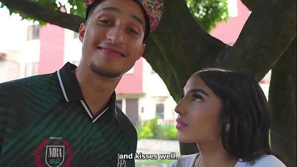 Play MP4 - Big cock Latino guy fucks a very hot petite girl he meets in an outdoor place