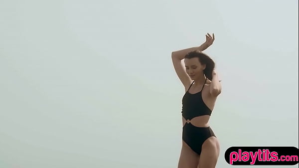 Awesome brunette model DemiFrey is_a sexy muse