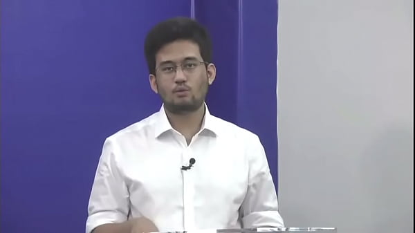 Kim comendo coppolla 