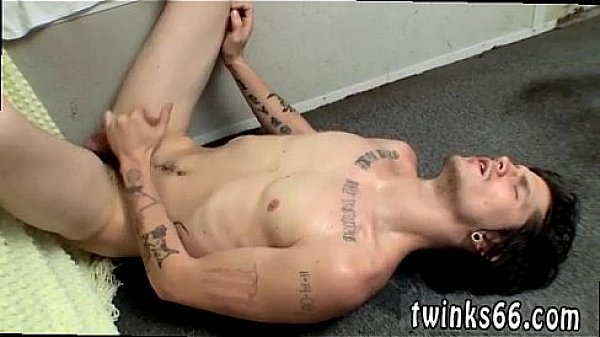 Nude hot gay male raw hardcore rough sex Cleaning the schlong with 