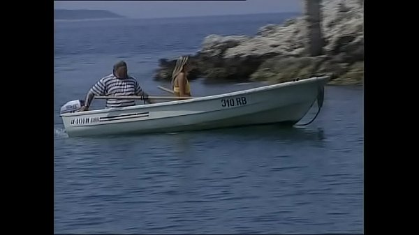 Y slut ass fucked on the beach by a huge cock