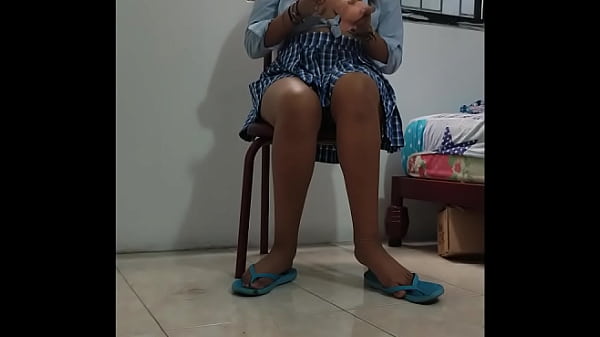 Sexy_werita gets her_pussy smashed with huge_dildo