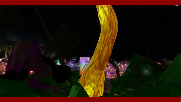 Female exhibitionist rides t plant