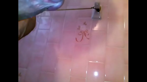 Play MP4 - gay handjob